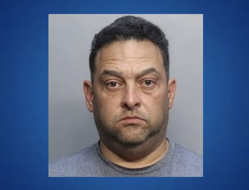 Néstor Olivares, de 50 años, acusado en este caso.