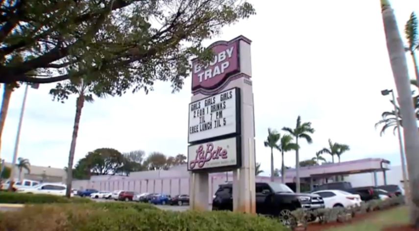 Los dos clubes de Doral en los que se produjeron los arrestos por presunta venta de drogas estarán cerrados desde la tarde de este sábado 21 de abril.