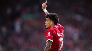 El delantero de Liverpool, Luis Díaz, durante el partido contra Tottenham en la Liga Premier, el domingo 5 de mayo de 2024.