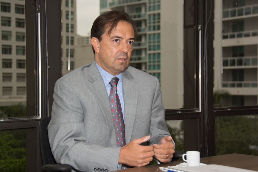 José Antonio Zabalgoitia, cónsul de México en Miami. (Foto Yender Hernández)