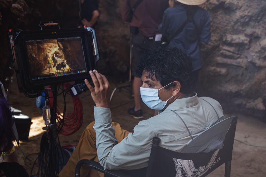 Imagen de la película Viejos de M. Night Shyamalan, protagonizada por el actor mexicano Gael García Bernal.