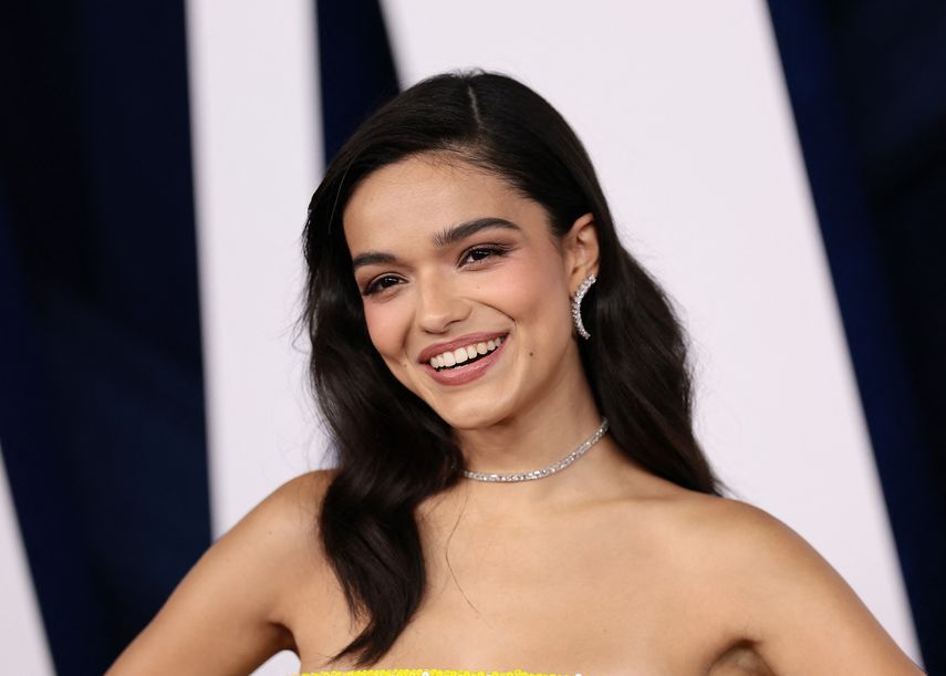 La homenajeada Rachel Zegler asiste a la gala Glamour Women of the Year en The Plaza el 4 de noviembre de 2025 en la ciudad de Nueva York.