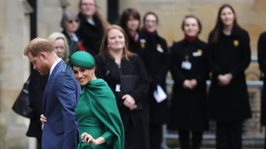 El pr&iacute;ncipe&nbsp;Harry y su esposa Meghan, el duque y la duquesa de Sussex, llegan al servicio anual del Commonwealth en la Abad&iacute;a de Westminster en Londres el lunes nueve de marzo del 2020.&nbsp;