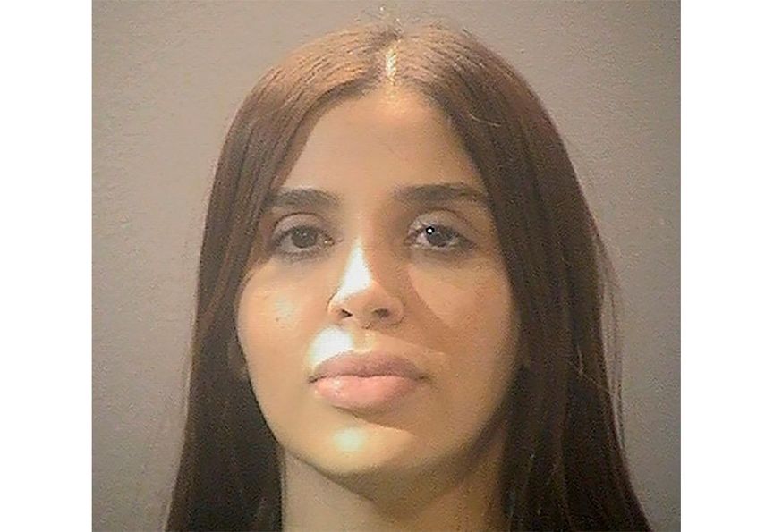 Fotografía proporcionada por el centro de detención de Alexandria se ve a Emma Coronel Aispuro, la esposa del narcotraficante mexicano Joaquín El Chapo Guzmán.