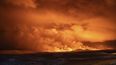Un volcán entró en erupción en el suroeste de Islandia e iluminó el cielo nocturno&nbsp;