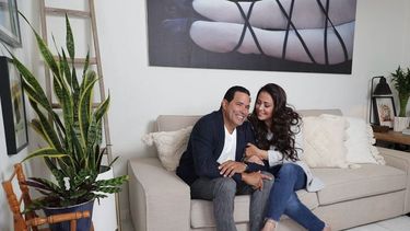 Los empresarios Ariel y Helen Arias, de Arias Remodeling en Florida.