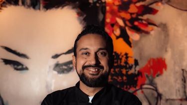 El chef Edixon Hernández, fundador de Crudos Fusion Art.&nbsp;