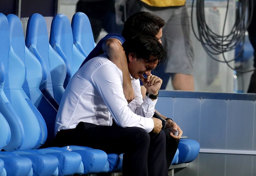 El seleccionador croata, Zlatko Dalic, rompió en llanto en el banco tras vencer a Rusia.