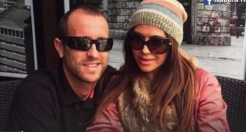 Lewis Bennett, de 41 años&nbsp;y su esposa&nbsp;Isabella Hellmann.