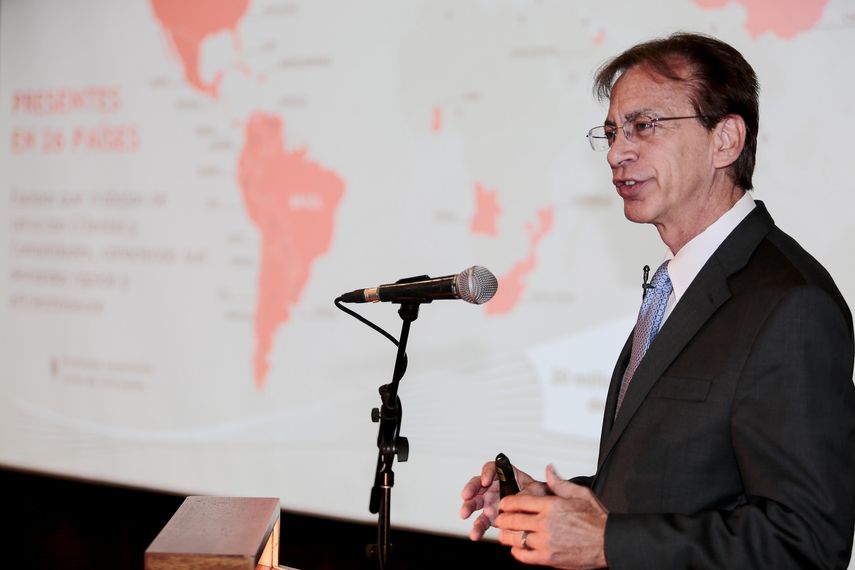 Abogado de la firma brasileña Odebrecht, el estadounidense Michael Munro. 