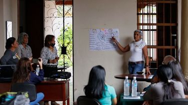 Montalbán es un ejemplo de la crisis de la educación pública en Venezuela, donde las escuelas tienen un déficit alarmante de docentes, como consecuencia de bajos salarios y migración.  