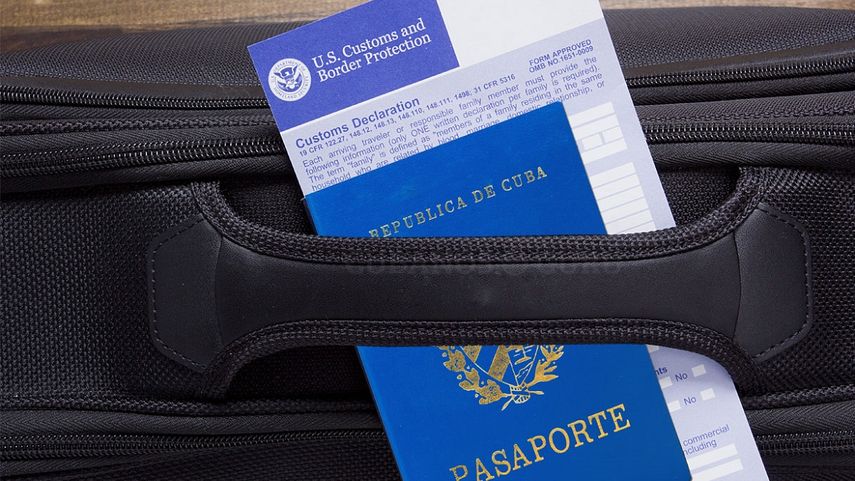Entre las nuevas medidas se encuentra la eliminación de la habilitación del pasaporte cubano para entrar al país.