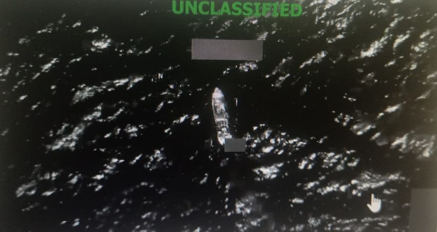 El 25 de marzo, bajo la dirección del comandante del Comando Sur (SOUTHCOM), el general Francis L. Donovan, la Fuerza de Tarea Conjunta Southern Spear llevó a cabo un ataque cinético letal contra una embarcación operada por organizaciones terroristas designadas (captura de pantalla)