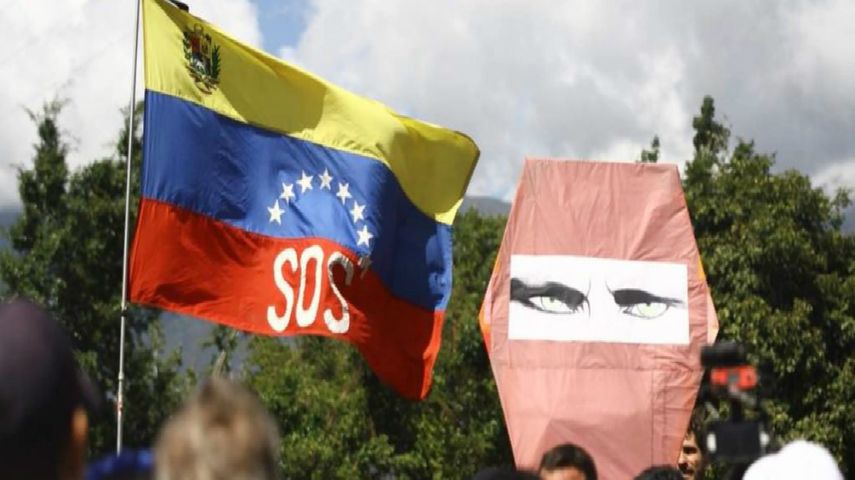 En Venezuela, rinden homenaje al policía Oscar Pérez y a su grupo cada 15 de enero, y piden justicia por su muerte.