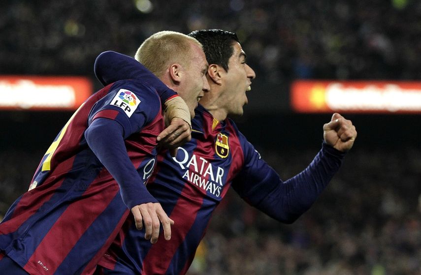Luis Suárez le dio el triunfo al conjunto catalán. (EFE)