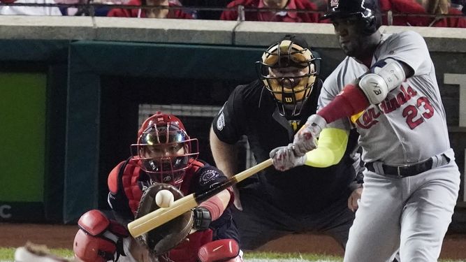 El manager de los Cardenales Mike Shildt,&nbsp;revel&oacute; la conclusi&oacute;n de su equipo al hablar sobre un batazo del toletero de los Cardenales Marcell Ozuna en el primer juego de la serie de campeonato. El dominicano Ozuna tritur&oacute; un lanzamiento de An&iacute;bal S&aacute;nchez de Washington, y Shildt qued&oacute; sorprendido cuando fue atrapado en la franja de advertencia.
