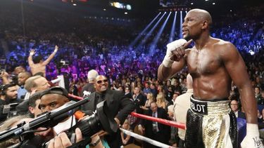 La cadena Showtime confirma que Mayweather peleará por última vez en septiembre