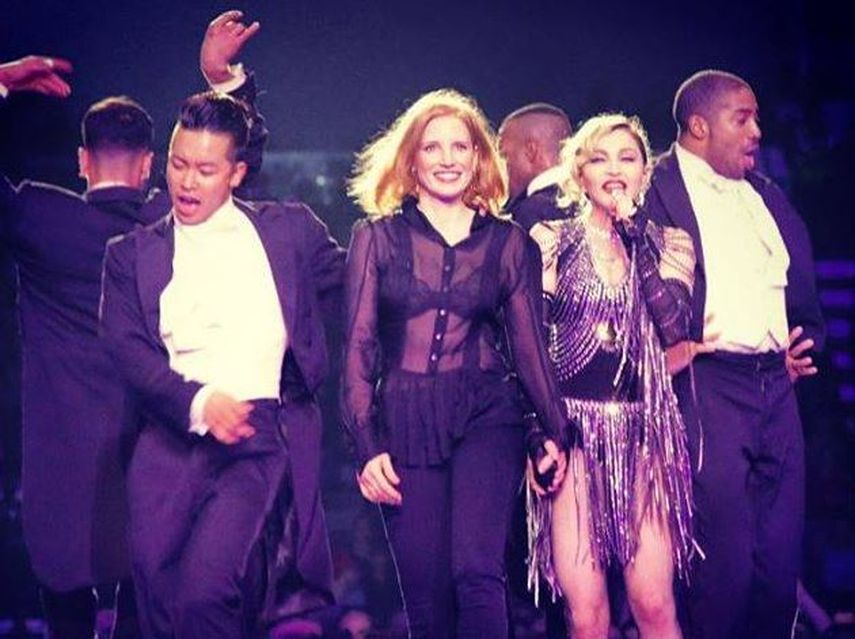Madonna junto Jessica Chastain. (FACEBOOK)
