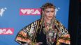 Madonna fue aplaudida tras su discurso, pero en las redes sociales se desató luego una discusión en la que se la acusó de hablar de sí misma en vez de sobre Franklin.