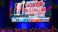 Los partidarios del expresidente y candidato presidencial republicano Donald Trump celebran cuando Fox News lo declara el próximo presidente de los Estados Unidos durante un evento en el Centro de Convenciones de West Palm Beach, Florida, la madrugada del 6 de noviembre de 2024.&nbsp;