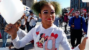 Payasos buenos toman las calles de Ciudad Juarez