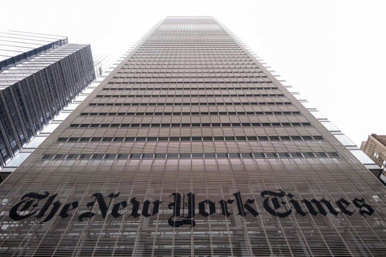 Columnista de The New York Times vende artículo por 560.000 dólares