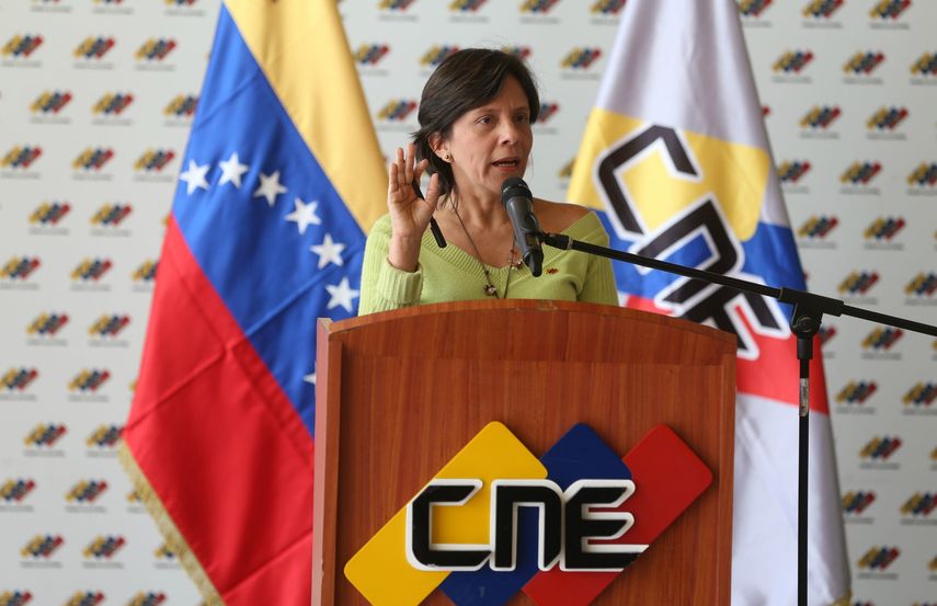 Entre los funcionarios sancionados figura Sandra Oblitas, vicepresidenta del Consejo Nacional Electoral de Venezuela.