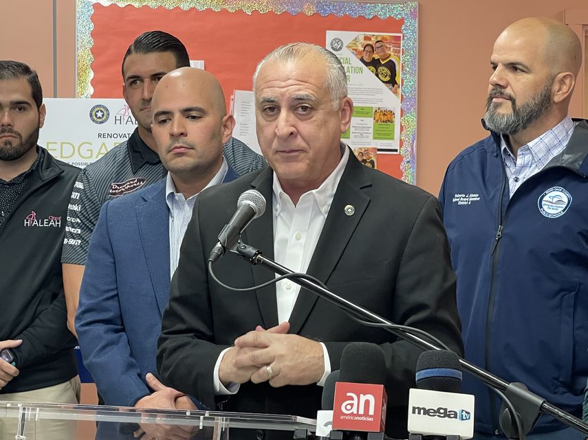 Esteban Bovo alcalde de Hialeah&nbsp;