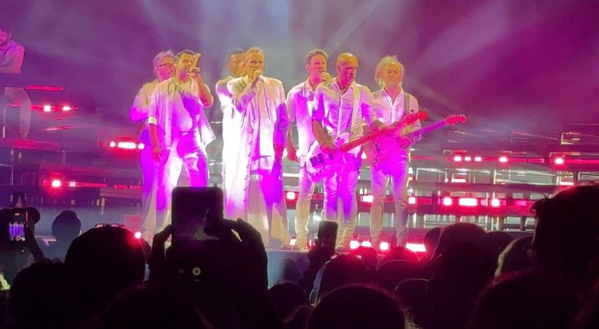 Detalles del show que transformaron el Kaseya Center en pura emoción.