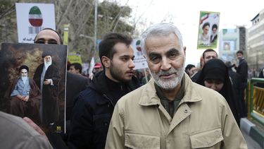  En esta fotografía del 11 de febrero de 2016, Qassem Soleimani, comandante de la Fuerza Quds de la Guardia Revolucionaria de Irán, asiste a un evento en Teherán. 