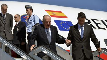 El rey emérito de España, Juan Carlos llegó este martes a La para asistir al acto de despedida al expresidente, Fidel Castro, que tendrá lugar esta tarde en la Plaza de la Revolución