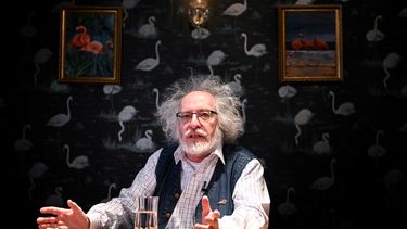 El periodista, locutor y exeditor de la estación de radio rusa Ekho Moskvy, Alexei Venediktov, asiste a una entrevista de AFP en Moscú el 20 de abril de 2022.