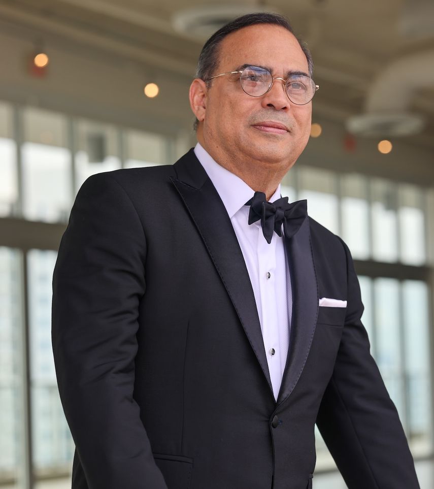 Gilberto Santa Rosa.&nbsp;