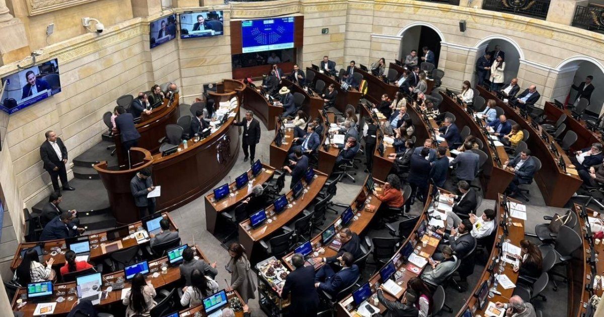 Senado de Colombia aprueba ley que declara al Cártel de los Soles como “organización terrorista”