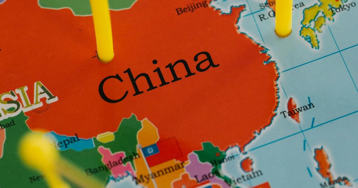 China en la encrucijada: democratización o regreso al Tercer Mundo
