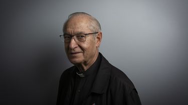 El padre Luis Ugalde.