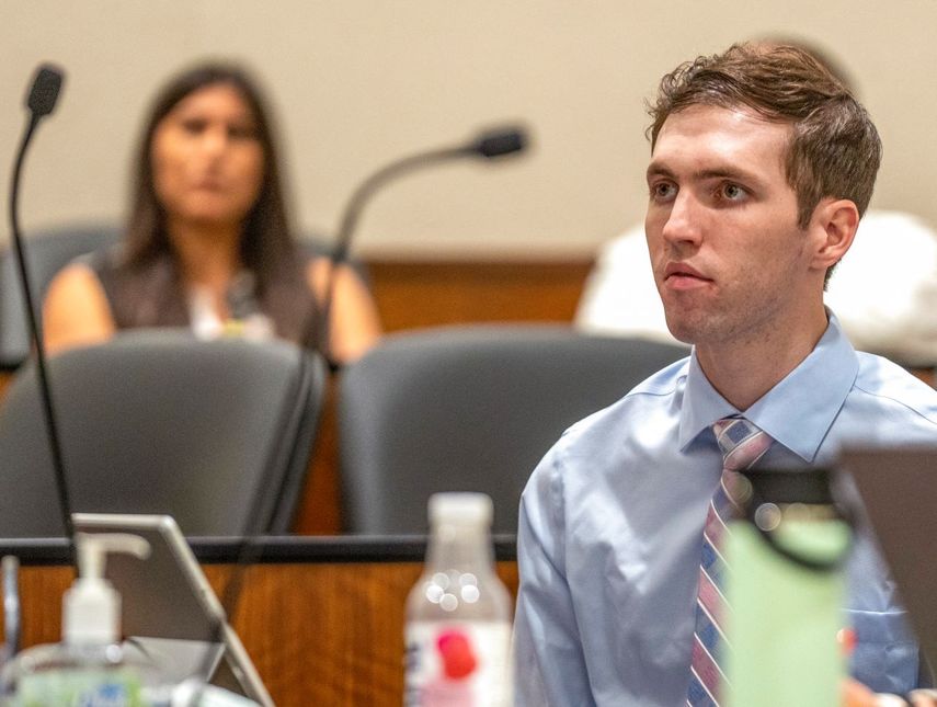 Tyler Robinson, acusado de asesinar a Charlie Kirk, comparece durante una audiencia en el Cuarto Tribunal de Distrito el 11 de diciembre de 2025 en Provo, Utah.
