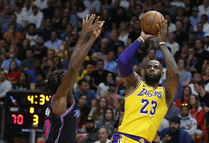Es la primera vez que James derrota a Miami desde su salida tras la temporada de 2014.