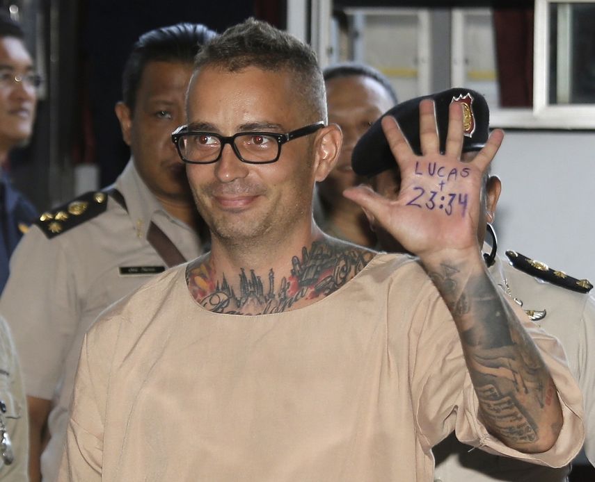 En esta foto referencial de archivo del 21 de abril de 2017, el espa&ntilde;ol Artur Segarra Princep llega a la corte penal que lo juzga por asesinato en Bangkok, Tailandia. La corte suprema ratific&oacute; su condena a muerte el mi&eacute;rcoles 20 de noviembre de 2019 por el asesinato de David Bernat.