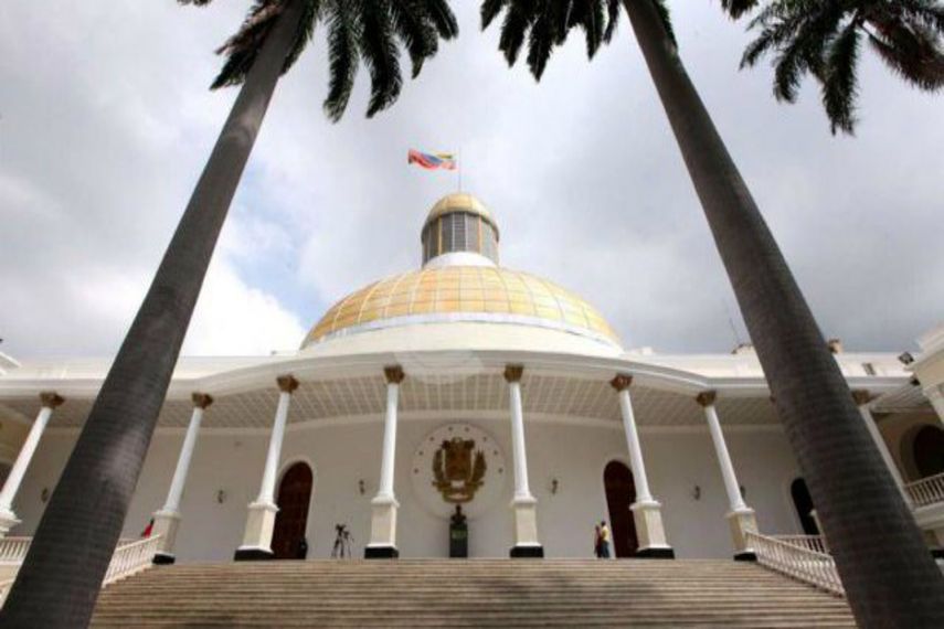 El Parlamento venezolano, controlado por la oposición, y que durante  todo 2017 se ha encargado de anunciar el índice inflacionario en  ausencia de la información del Banco Central (BCV).