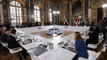 Reunión de los representantes de los 27 países de la Unión Europea, en el Palacio de Versalles, cerca de París.&nbsp;