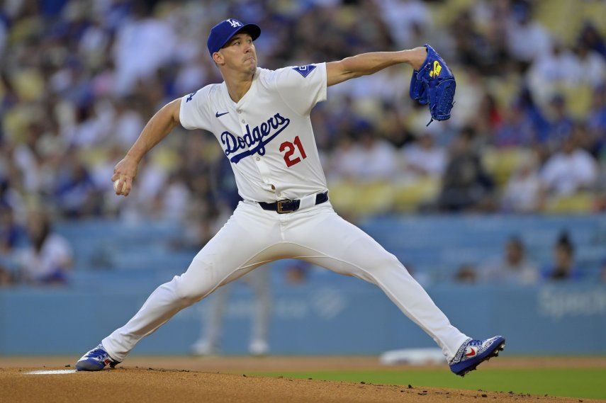 Walker Buehler de los Dodgers de Los Ángeles lanza ante los Marineros de Seattle, el 20 de agosto de 2024, en Los Ángeles.&nbsp;