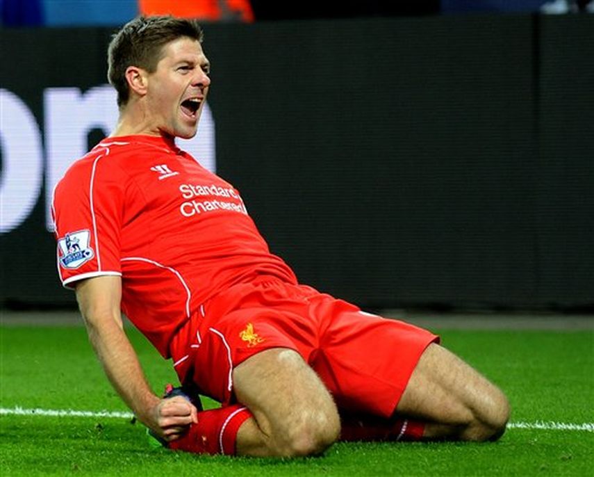 Steven Gerrard confirmó que jugará en Estados Unidos a partir del próximo verano. (AP)