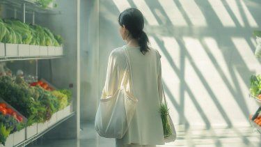 Las bolsas rrutilizables pueden ser un problema, porque el uso sin medidas de higuiene puede traer enfermedades.e inmediato