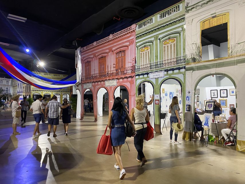 El público disfrutó en Miami de la edición 2021 de Cuba Nostalgia.&nbsp;