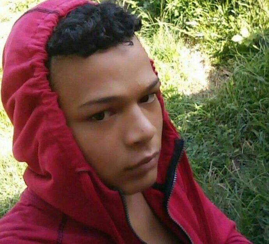 Michel Rodríguez Román, de solo 20 años, habría fallecido en el incendio.