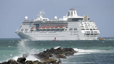 En lo que va de año, las acciones de las principales compañías de cruceros —Carnival, Royal Caribbean y Norwegian Cruise Lines—han caído entre 60% y 75%.