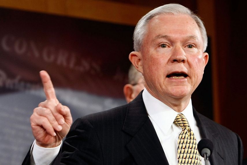 El fiscal general Jeff Sessions viajará a Portland, en el estado de Oregón, para abordar con las autoridades federales el tema de las ciudades santuario, uno de sus principales caballos de batalla.