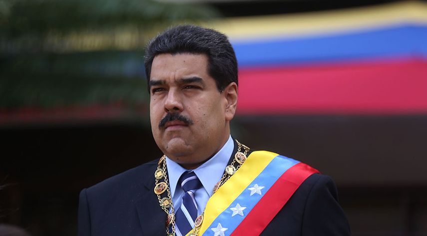 Maduro ha sido instado públicamente a mostrar su documento de nacionalidad, pues su madre era colombiana y la oposición afirma que tiene doble nacionalidad (CORTESÍA)