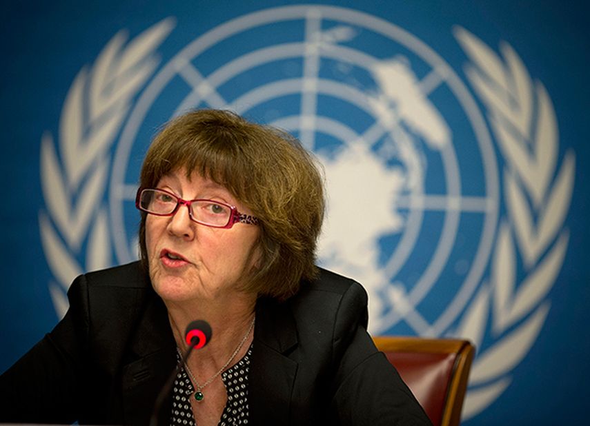 Kirsten Sandberg, presidenta del comité de la ONU sobre los derechos del niño habla en conferencia de prensa en la sede de la ONU en Ginebra.